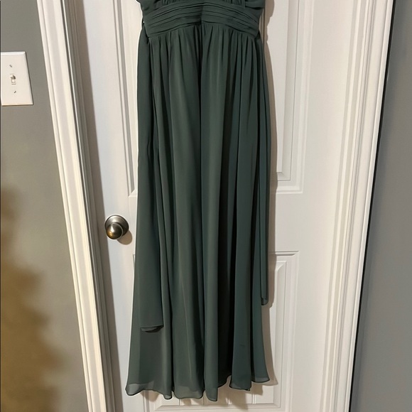 Elegant Eucalyptus Birdy Grey Green Maxi Dress - Picture 5 of 5